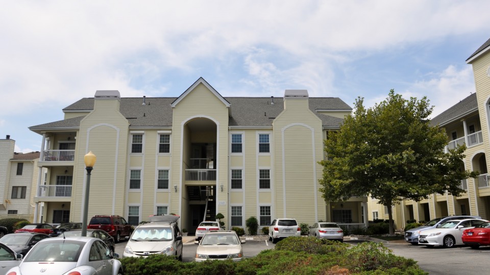 Lesner Pointe East Condominium Association Community Management