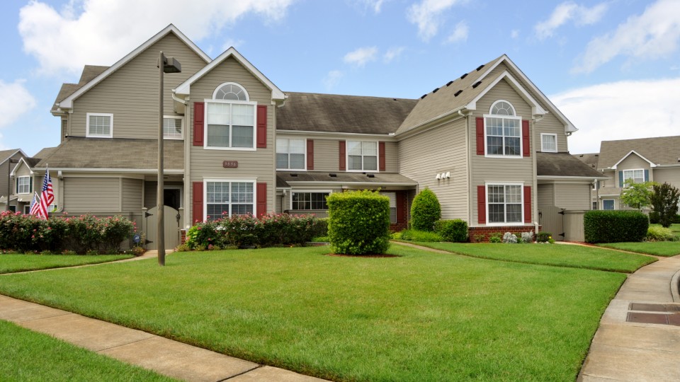 Buckner Woods Condominium Association Community Management, Virginia