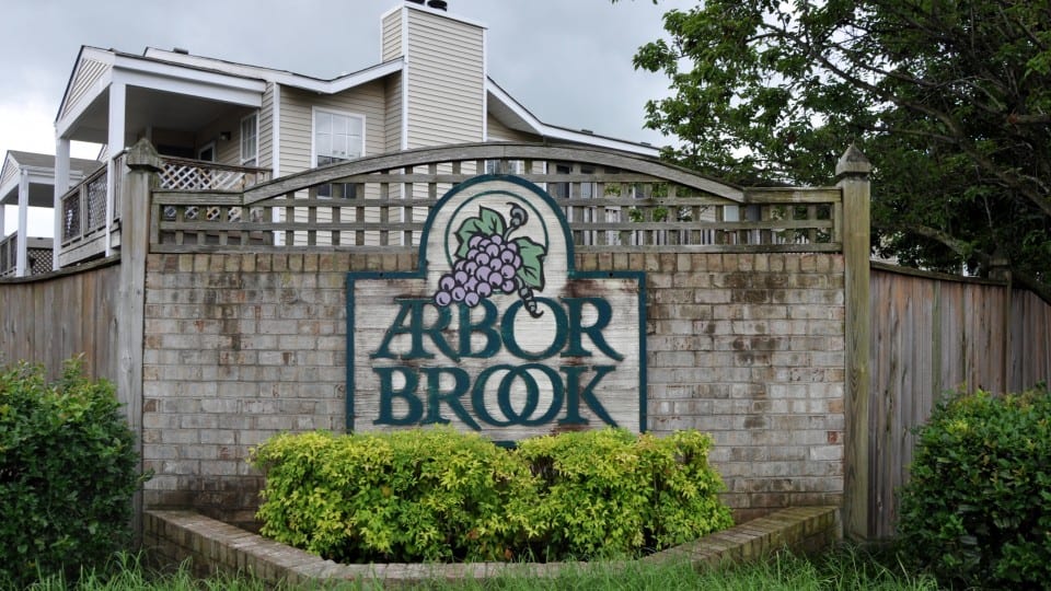 Arbor-Brook-1-960x540-crop