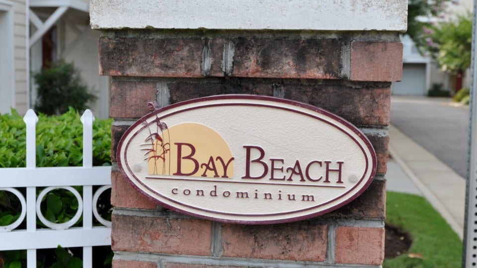 Bay-Beach-1-960x540-crop